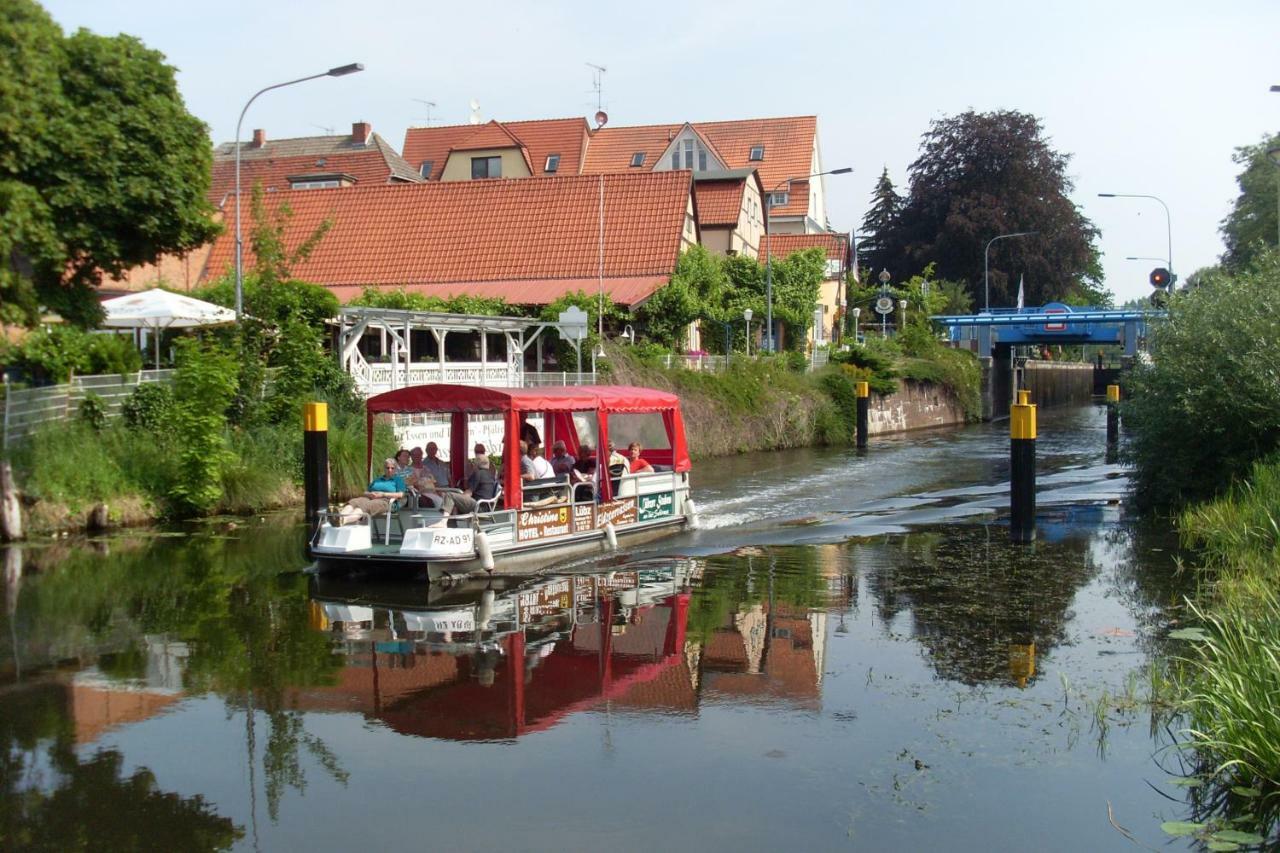 Ferienwohnungen Direkt An Der Elde Lubz Exterior photo